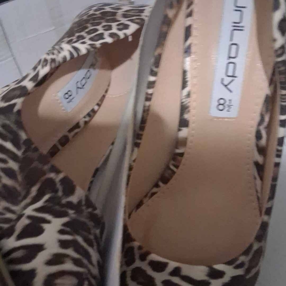 Stylish Leopard Print Heels